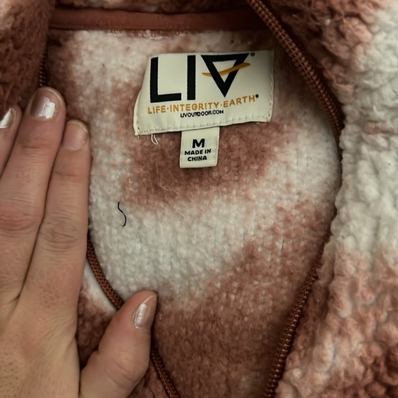 Cute quarter zip! - Picture 2 of 2